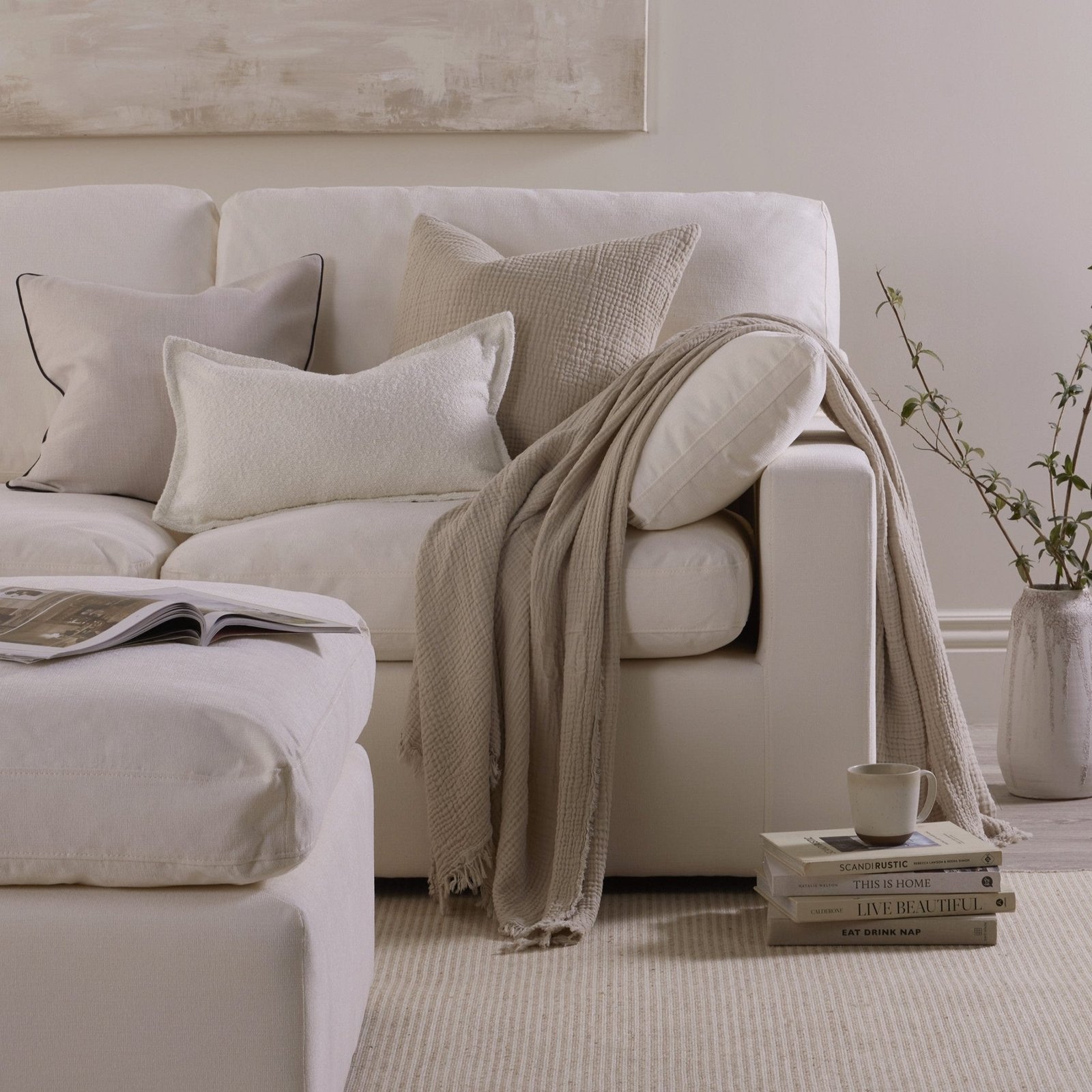 Cairo Feather Pouffe - Vanilla