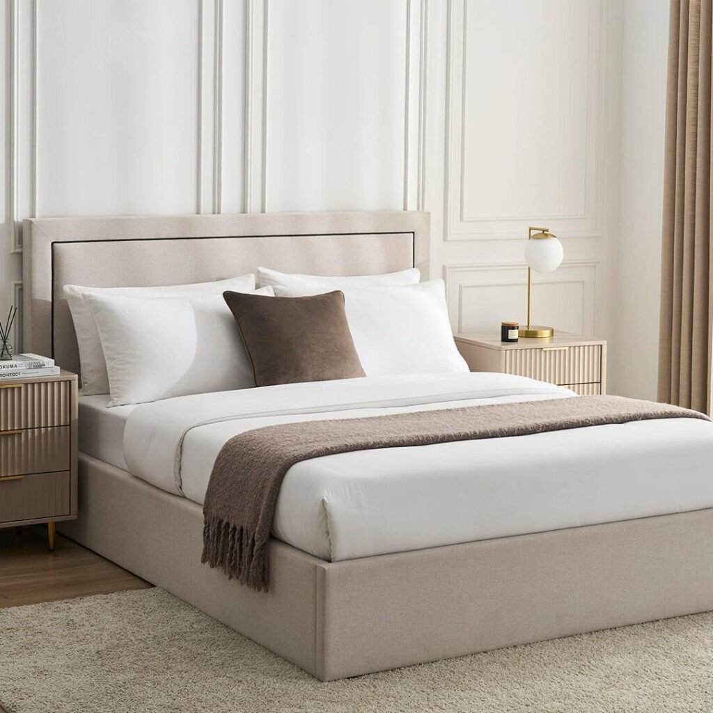 Windsor Ottoman Storage Bed - Natural/Black - Green Lane